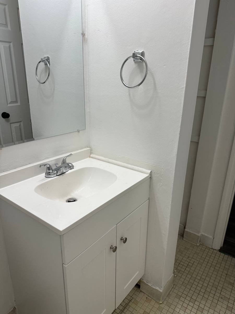 Apartment for rent at 1815 Sumner Ave, Charleston, SC 29406