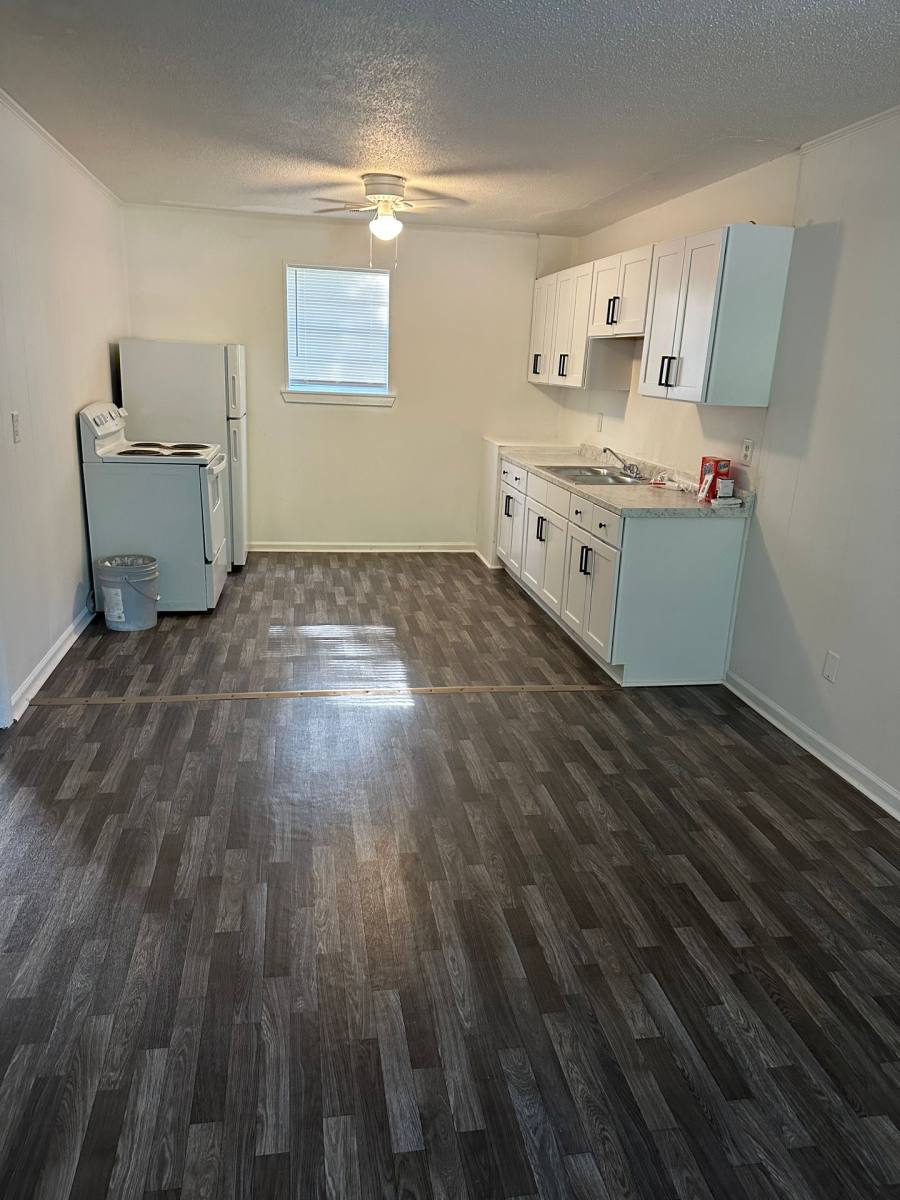 Apartment for rent at 1815 Sumner Ave, Charleston, SC 29406