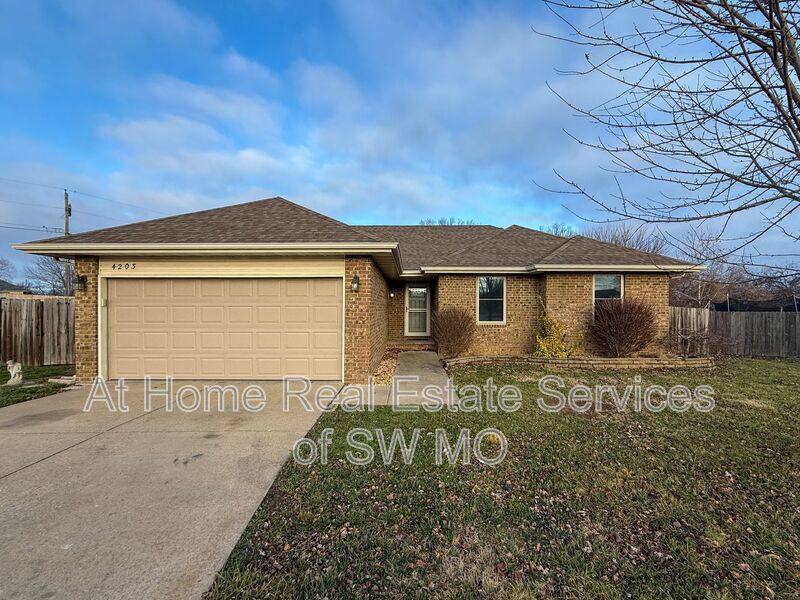 House for rent at 4203 N Mead Dr, Ozark, MO 65721