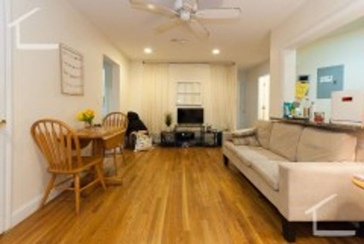 House for rent at 50 Egmont Rd #3, Brookline, MA 02446