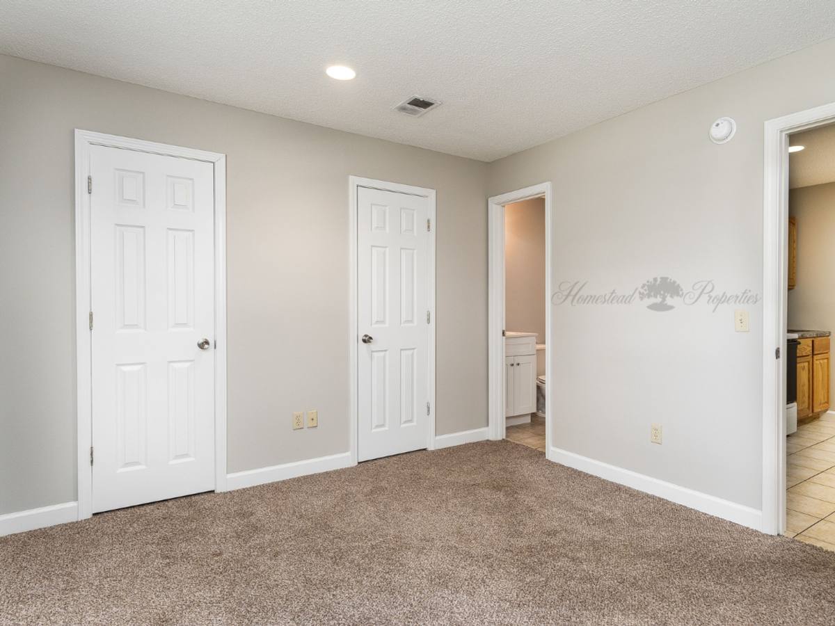 Apartment for rent at 103 Osborne Rd, Johnson City, TN 37601