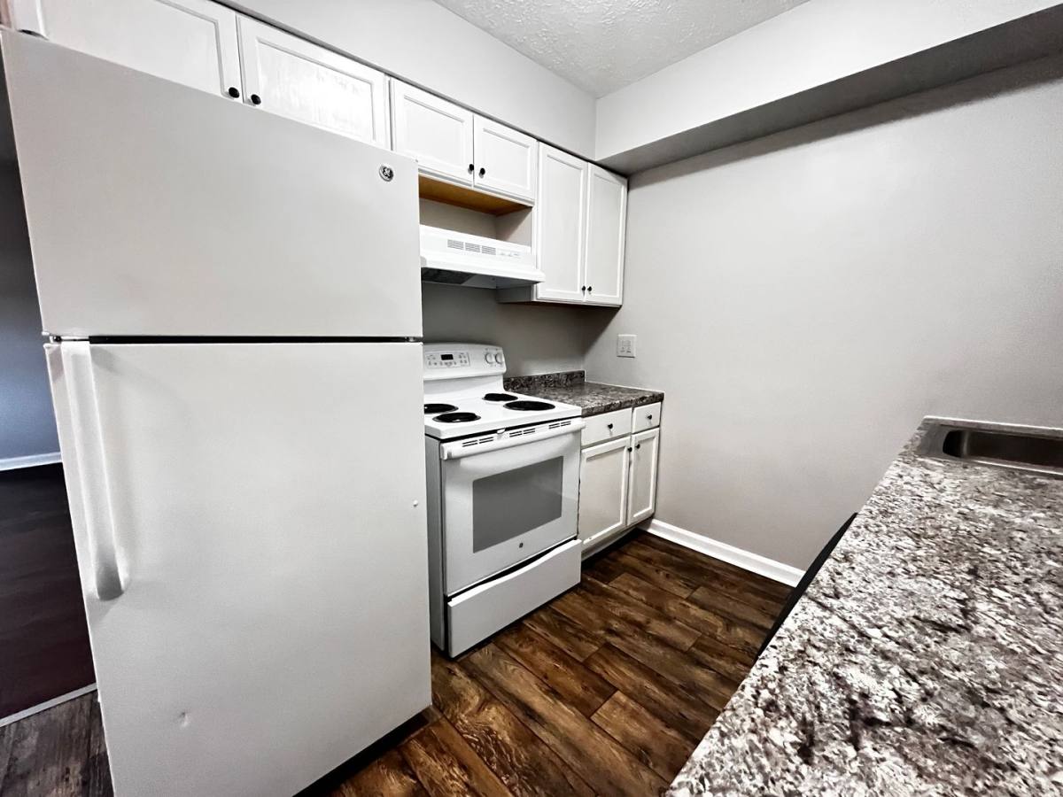 Apartment for rent at 4405 Landside Dr, Louisville, KY 40220
