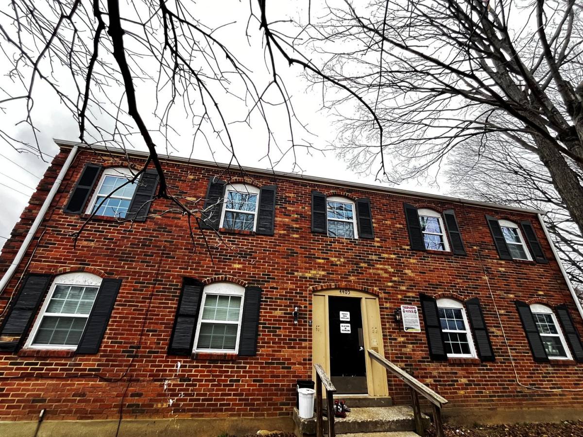 Apartment for rent at 4405 Landside Dr, Louisville, KY 40220