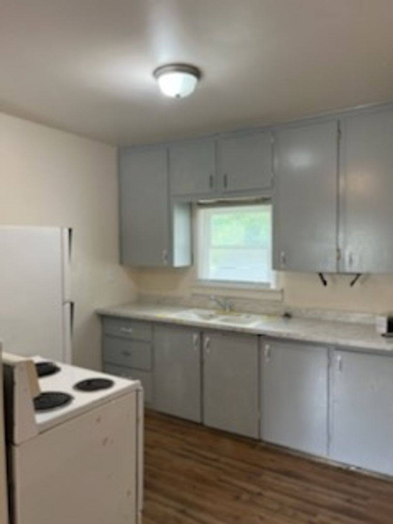 Apartment for rent at 204 W Jefferson, Anna, IL 62906