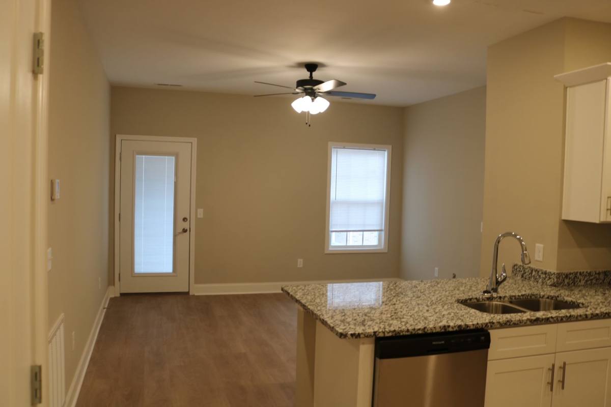 Apartment for rent at 144 Enterprise Court, Bowling Green, KY 42101