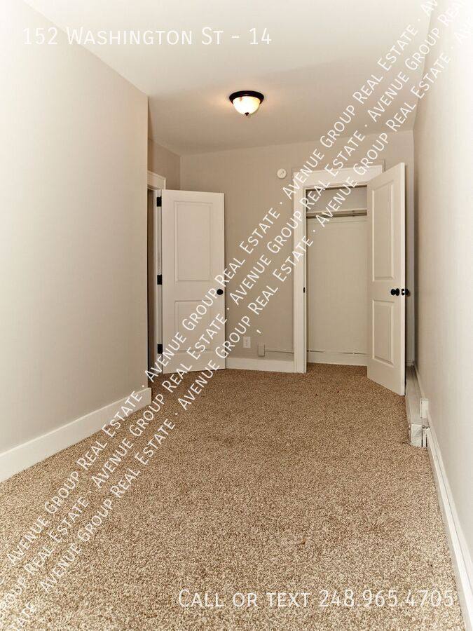 Apartment for rent at 152 Washington St #14, Pontiac, MI 48341