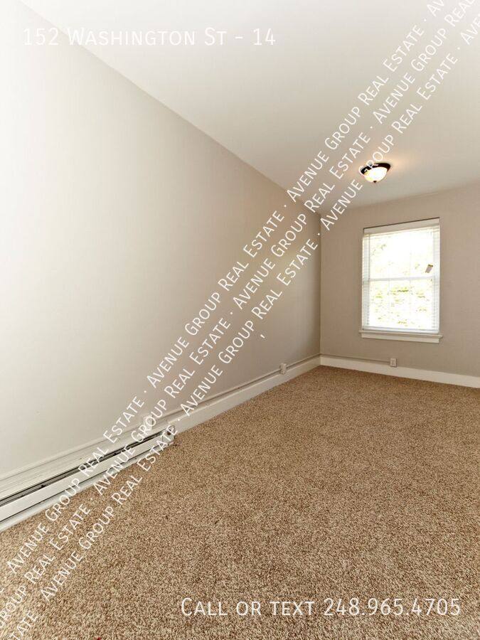 Apartment for rent at 152 Washington St #14, Pontiac, MI 48341