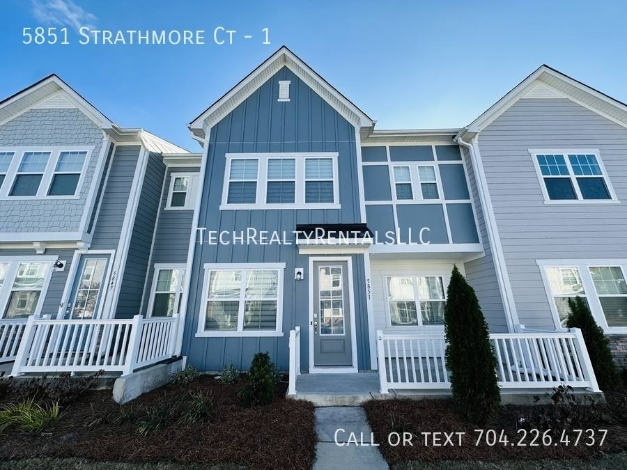 Townhouse for rent at 5851 Strathmore Court #1, Harrisburg, NC 28075