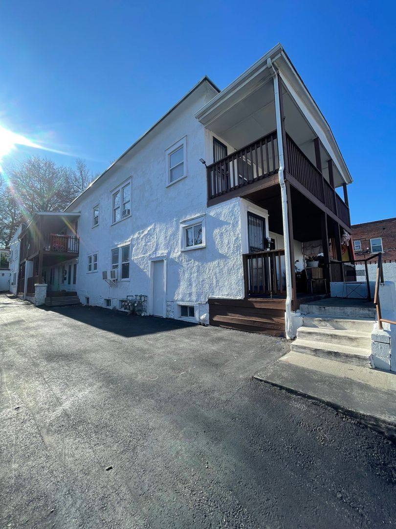 Apartment for rent at 3411 Strong Ave #8, Kansas City, KS 66106