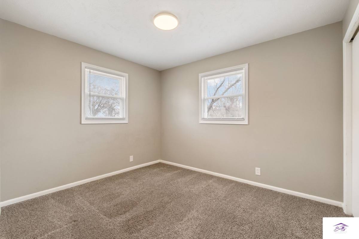 Apartment for rent at 3510-3518 Gertrude St, Bellevue, NE 68147