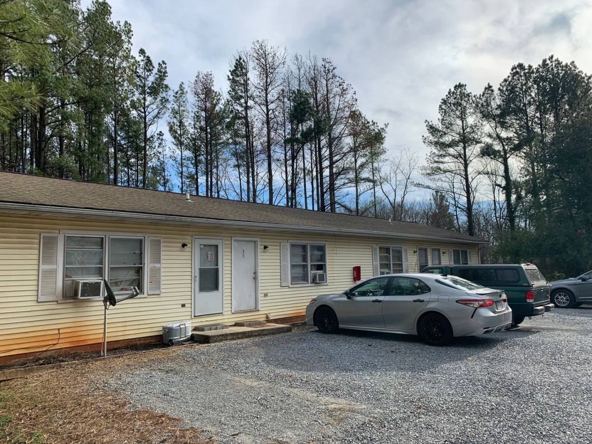 Apartment for rent at 78 Oak Ridge Dr, Altavista, VA 24517