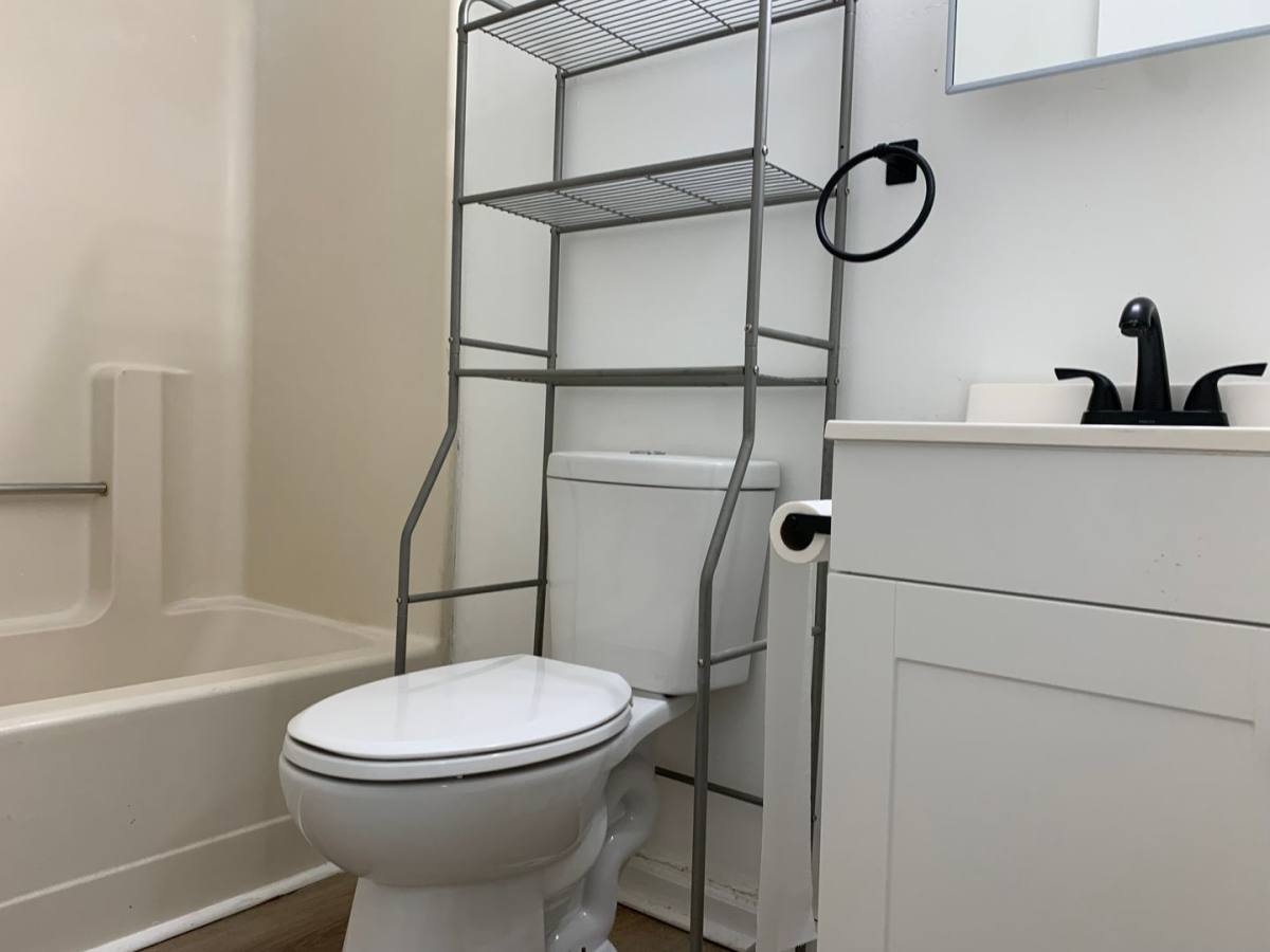 Apartment for rent at 78 Oak Ridge Dr, Altavista, VA 24517