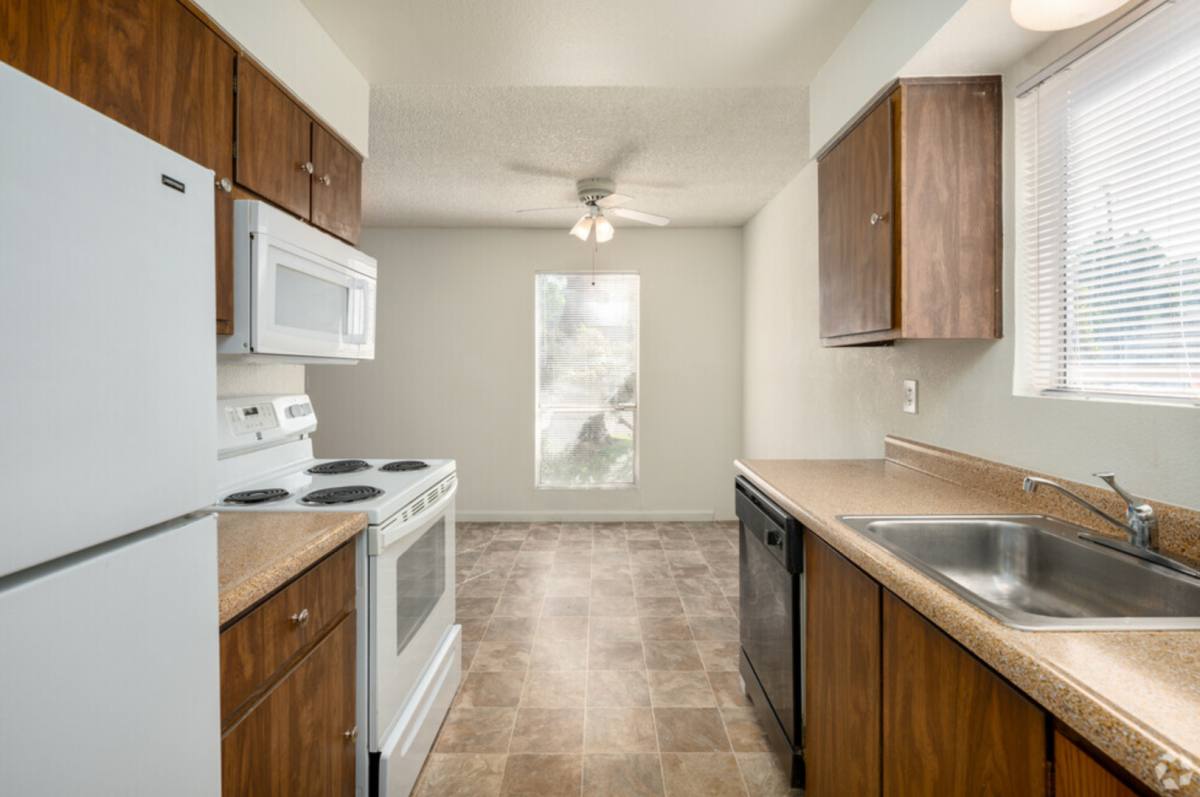 Apartment for rent at 1450 Stabler Lane, Yuba City, CA 95993