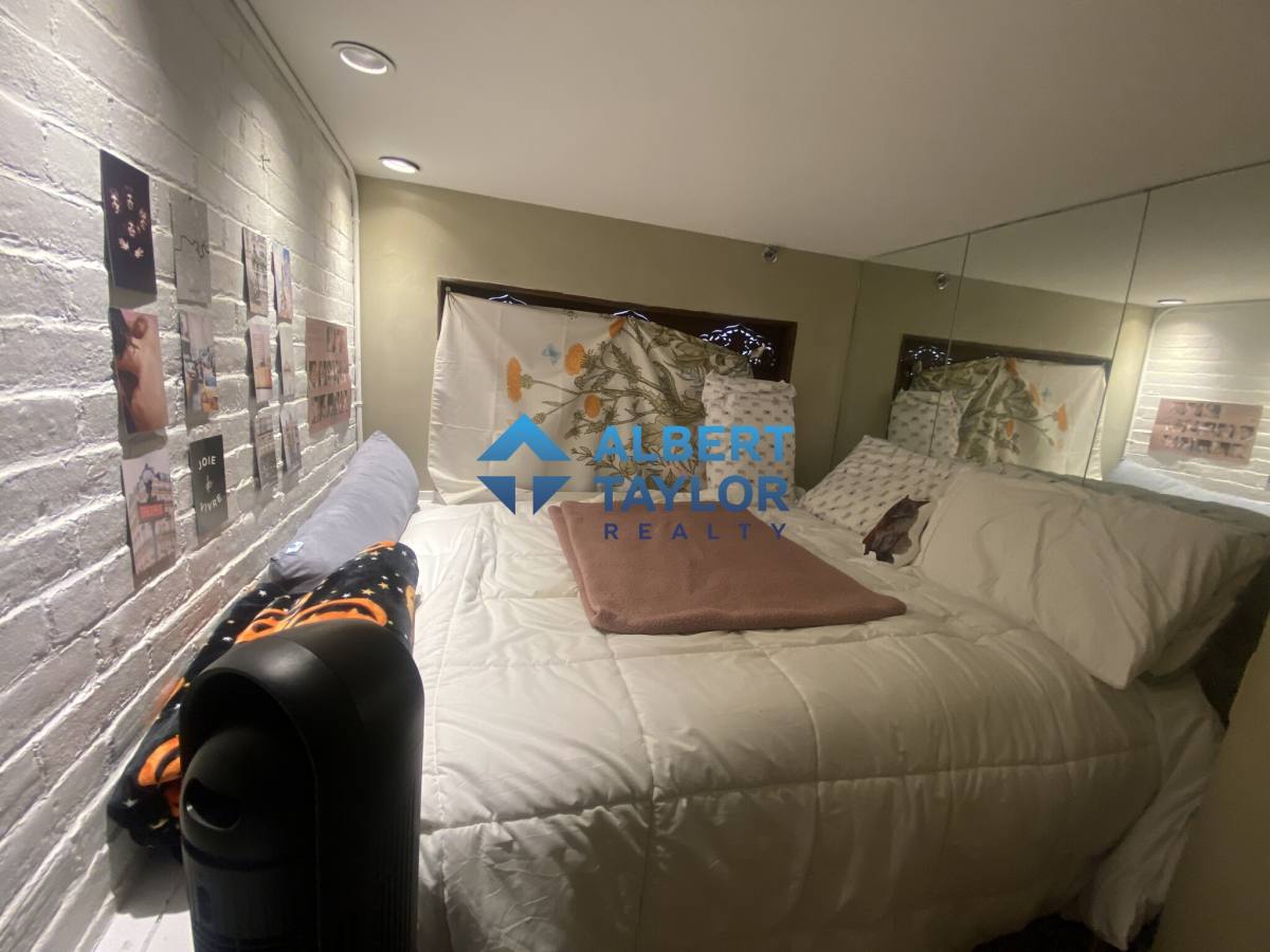 Apartment for rent at 113 Beacon St #2R, Boston, MA 02116