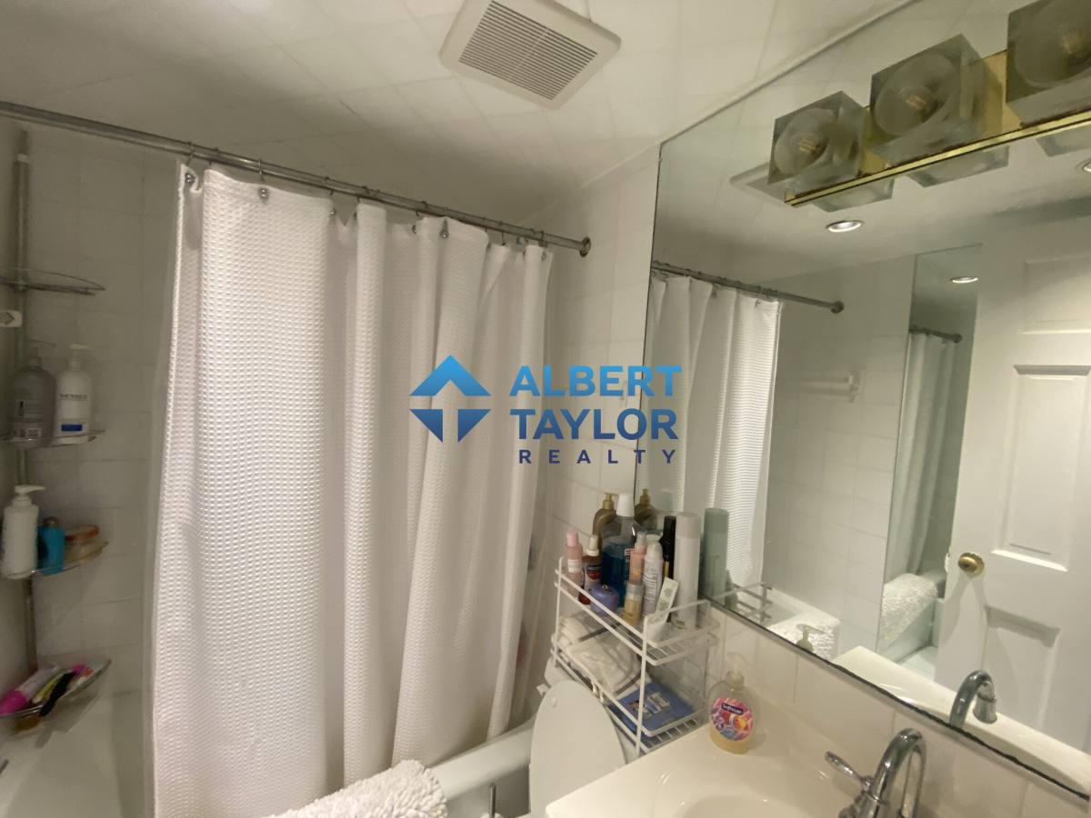 Apartment for rent at 113 Beacon St #2R, Boston, MA 02116