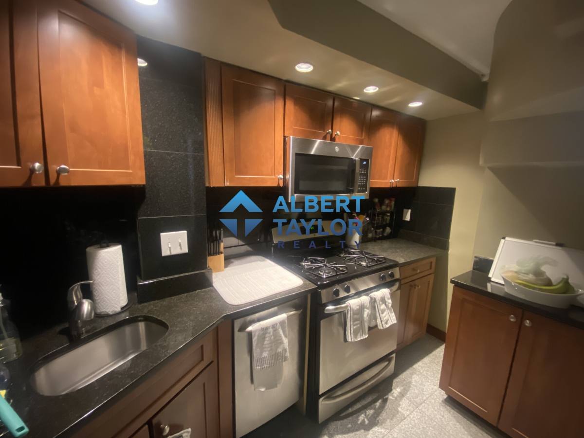 Apartment for rent at 113 Beacon St #2R, Boston, MA 02116