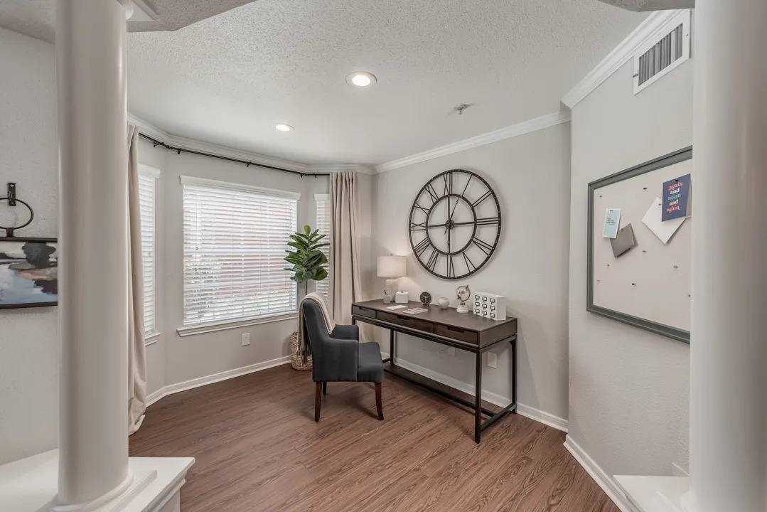 Apartment for rent at 2100 Bering Dr #ALG, Houston, TX 77057