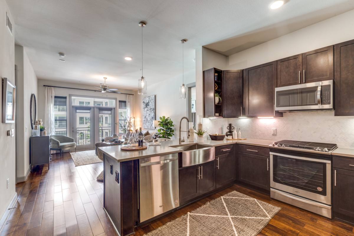 Apartment for rent at 5151 Hidalgo St #AL5, Houston, TX 77056