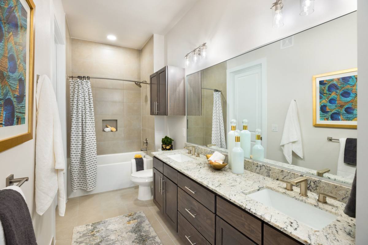 Apartment for rent at 3003 Summer St #AJH2, Houston, TX 77007