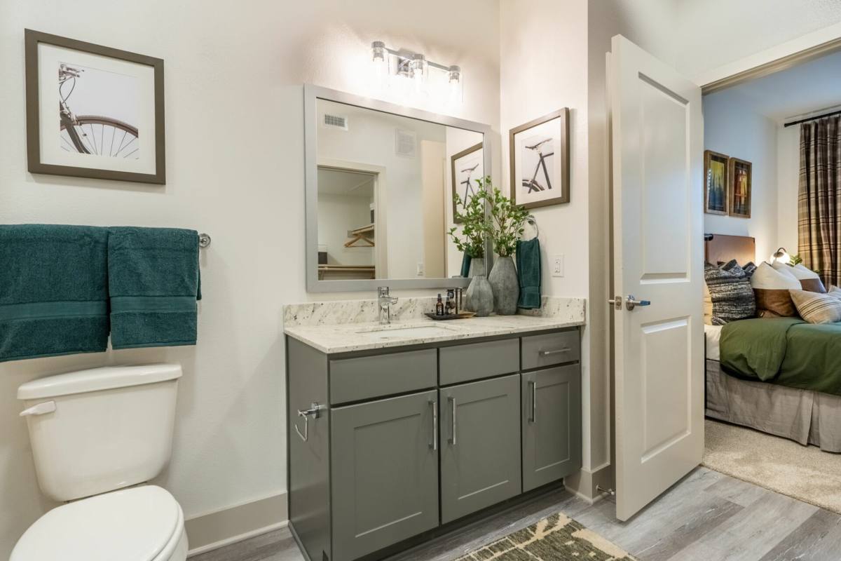 Apartment for rent at 650 Sgt Ed Holcomb Blvd N #AST1, Conroe, TX 77304