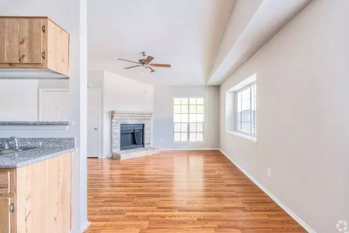 Apartment for rent at 2 Rodney Lane #APG, Baytown, TX 77520