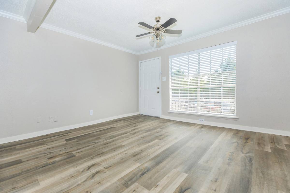 Apartment for rent at 2121 Pech Rd #APW, Houston, TX 77055