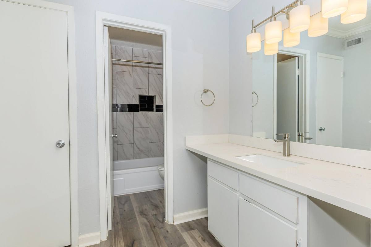 Apartment for rent at 2121 Pech Rd #APW, Houston, TX 77055