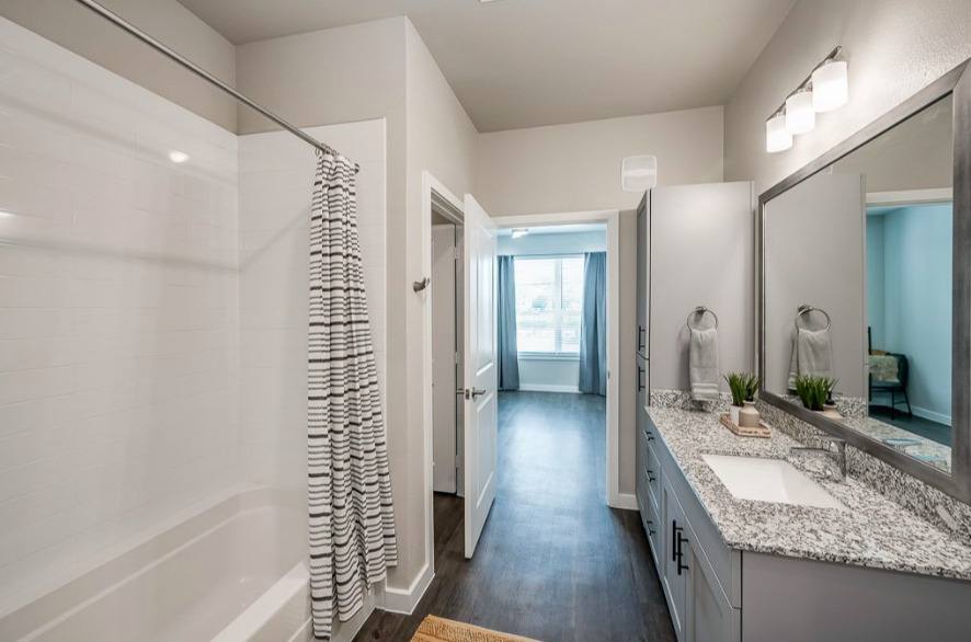 Apartment for rent at 1095 Brittmoore Rd #ASB, Houston, TX 77043