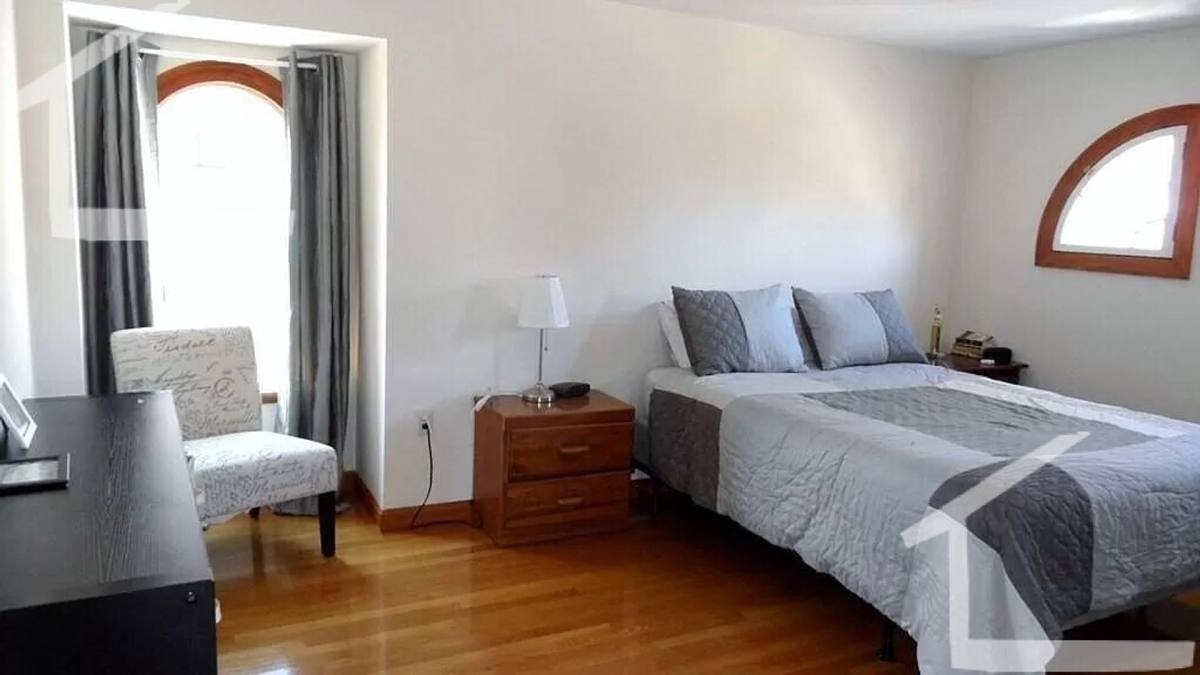 House for rent at 54 Rawson Rd #2, Brookline, MA 02445