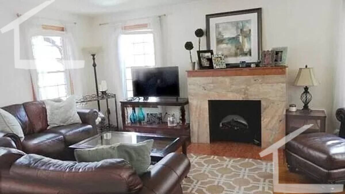 House for rent at 54 Rawson Rd #2, Brookline, MA 02445