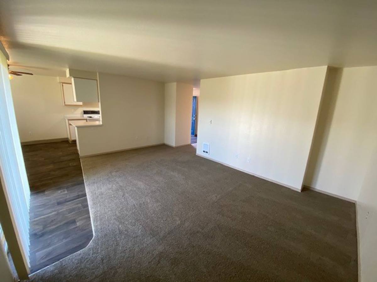Apartment for rent at 540 Wallace Rd NW, Salem, OR 97304