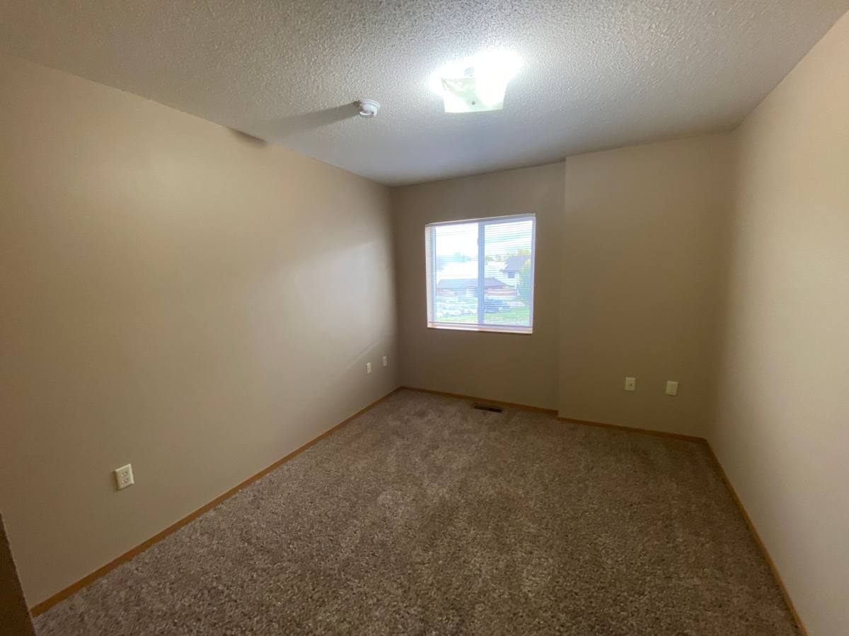 Townhouse for rent at 4610 E 3rd St, Sioux Falls, SD 57110