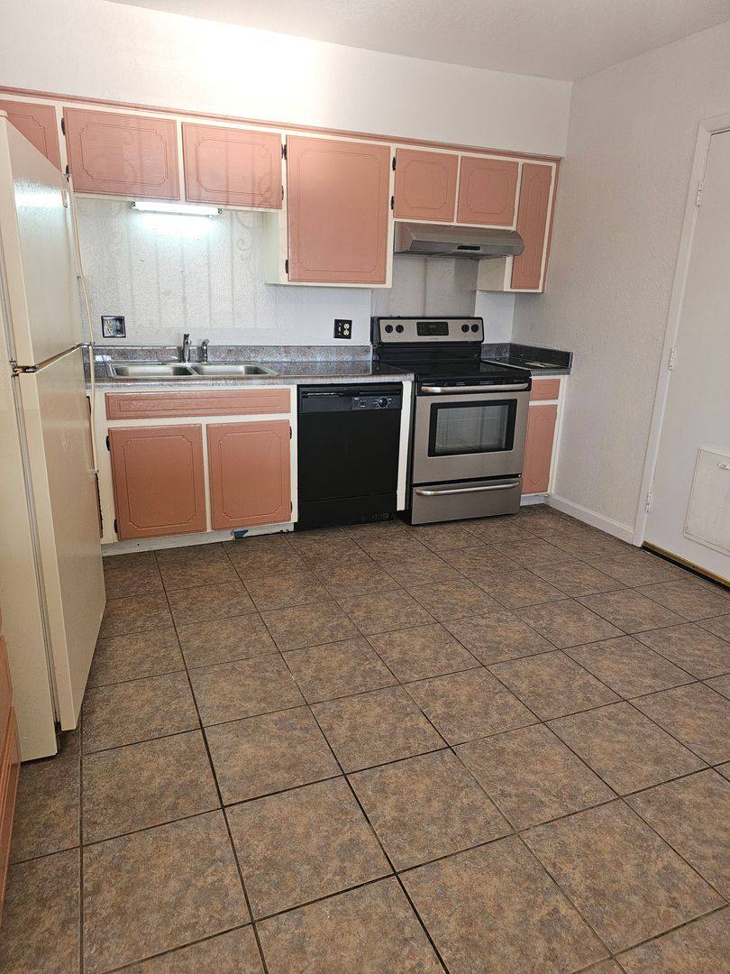 House for rent at 4933 Marconi Dr, Sierra Vista, AZ 85650