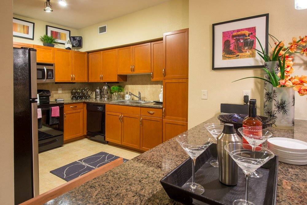 Apartment for rent at 2212 W Davis St, Dallas, TX 75208