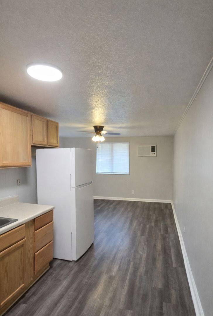 Apartment for rent at 109 Meadowlark Lane, Bluff City, TN 37618