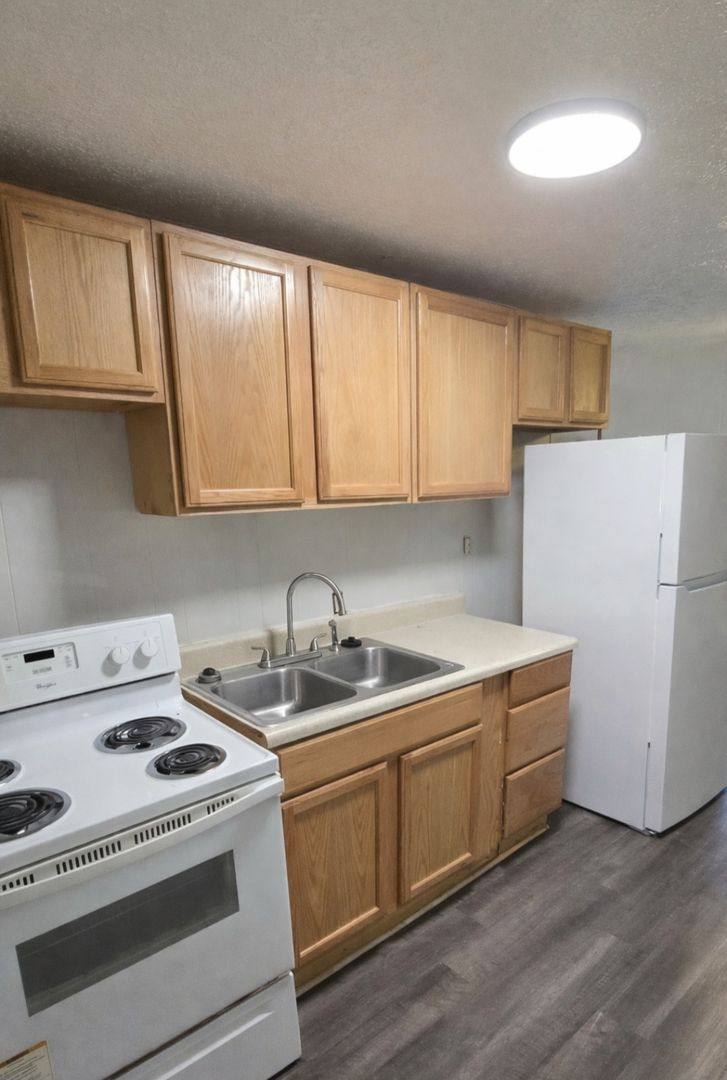 Apartment for rent at 109 Meadowlark Lane, Bluff City, TN 37618