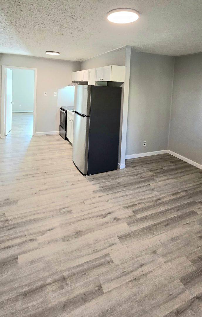 Apartment for rent at 109 Meadowlark Lane, Bluff City, TN 37618