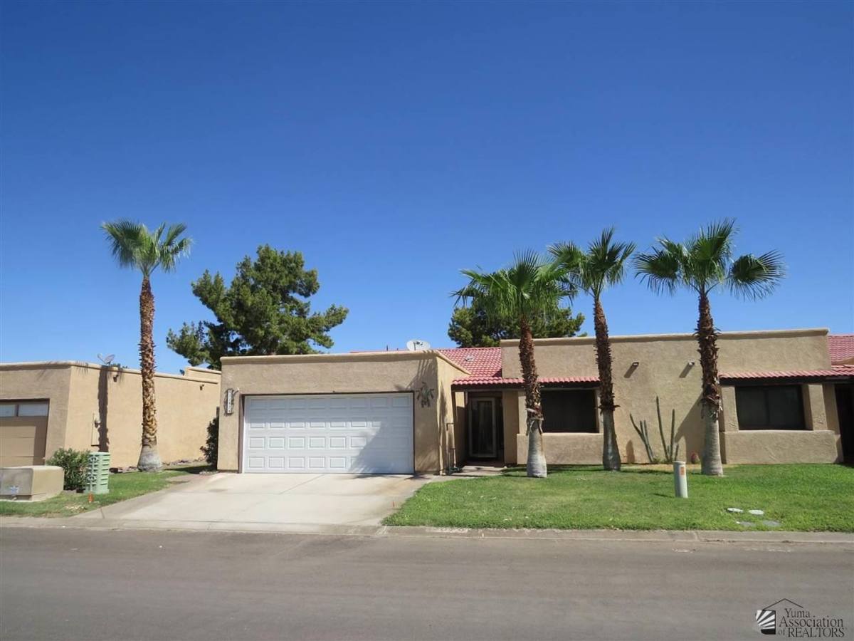 Townhouse for rent at 11878 Calle Del Cid, Yuma, AZ 85367