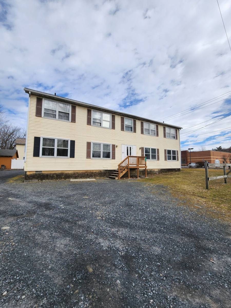 Apartment for rent at 111 Lenox Ave, East Stroudsburg, PA 18301