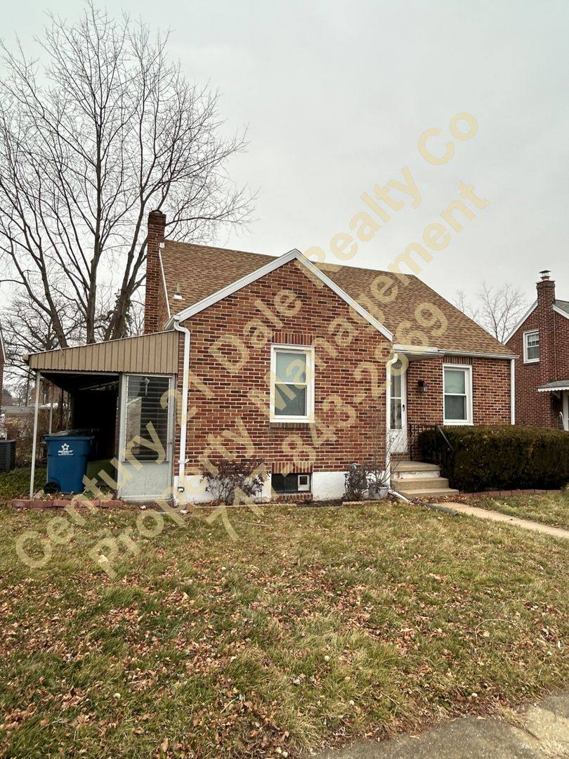 House for rent at 1627 Filbert St, York, PA 17404