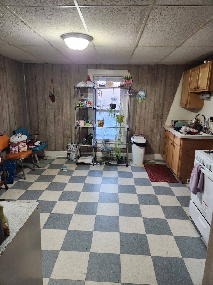 Apartment for rent at 418 Rose St, La Crosse, WI 54603