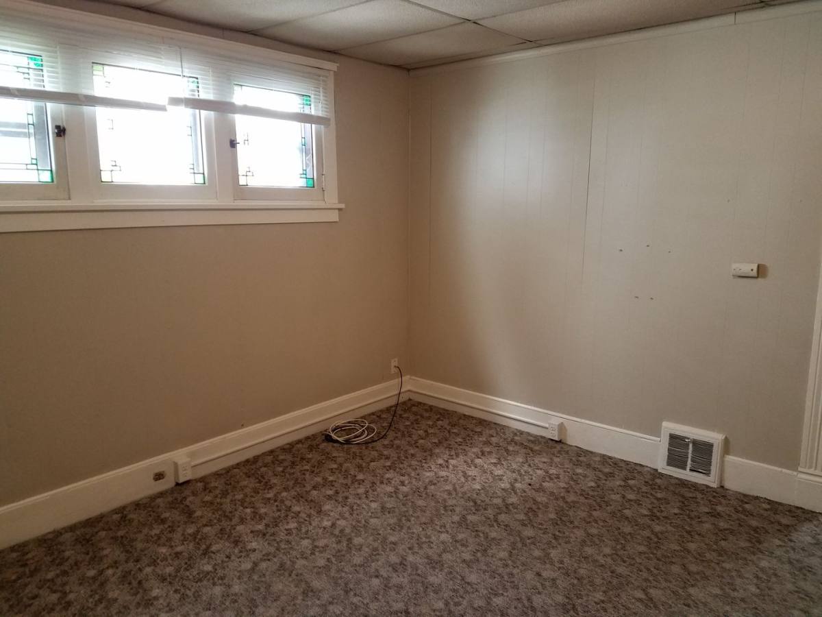 Apartment for rent at 418 Rose St, La Crosse, WI 54603