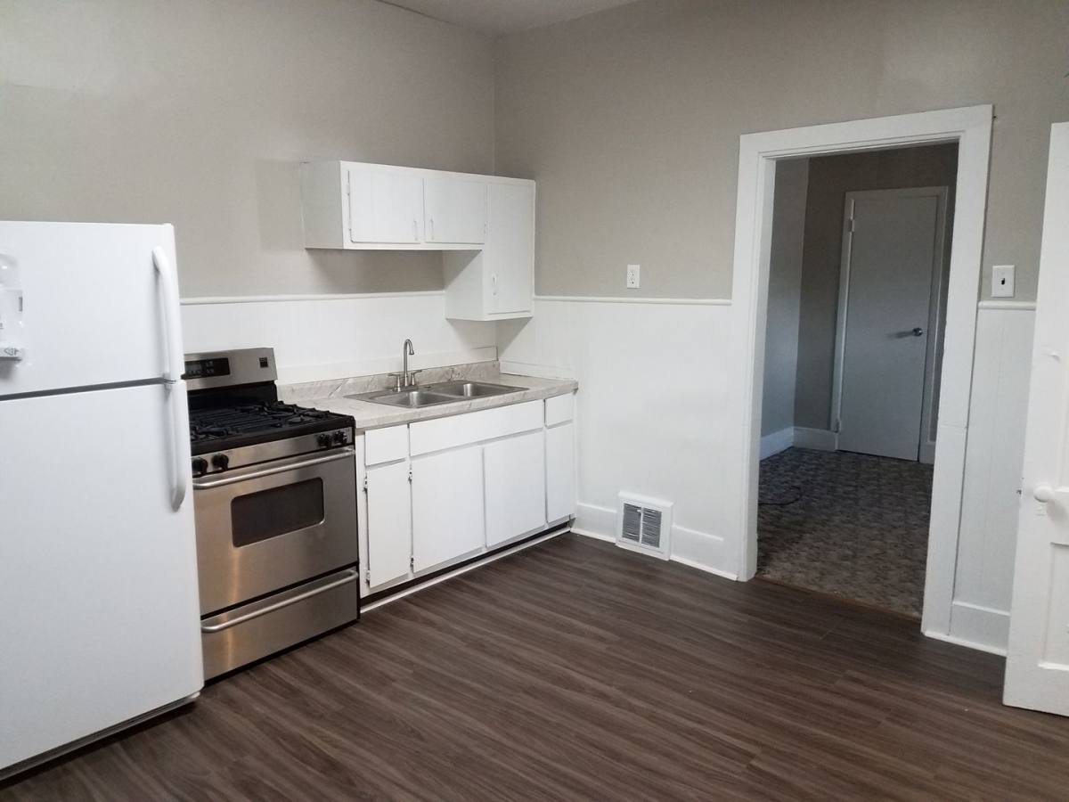 Apartment for rent at 418 Rose St, La Crosse, WI 54603