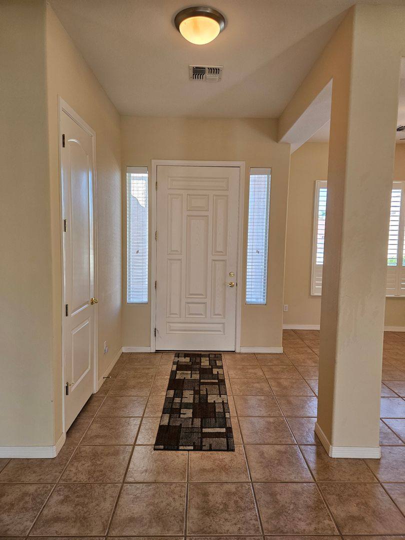 House for rent at 2634 Discovery Rd, Bullhead City, AZ 86442