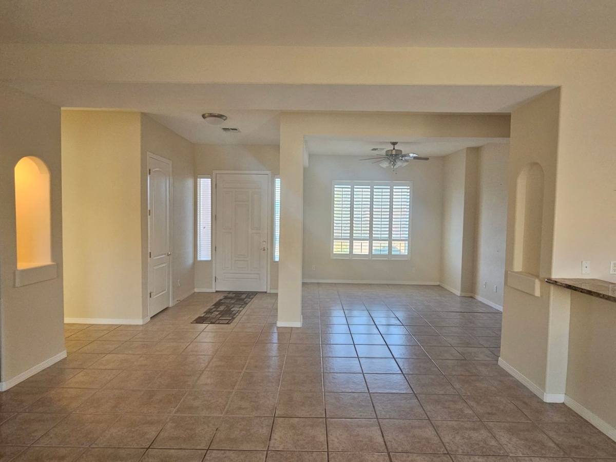 House for rent at 2634 Discovery Rd, Bullhead City, AZ 86442