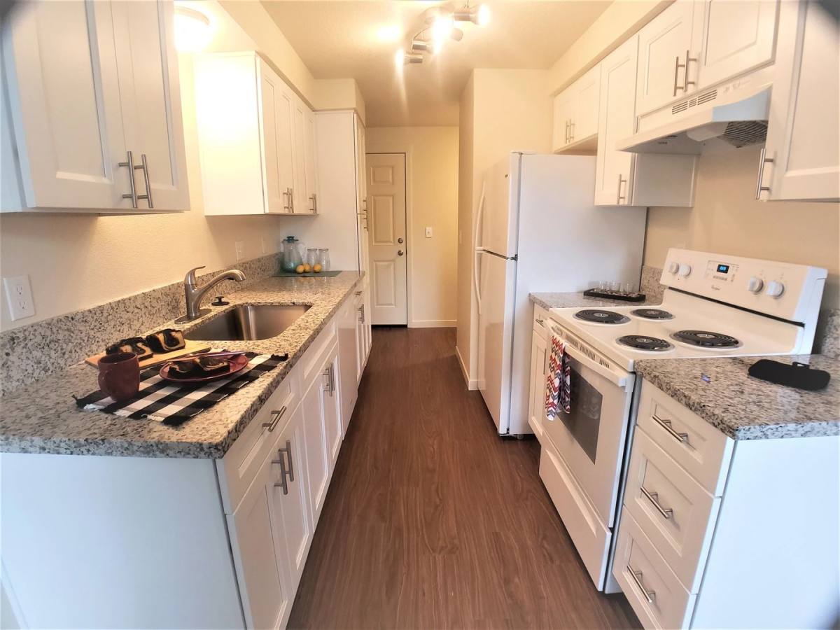 Apartment for rent at 4001 Satter Dr NE, Salem, OR 97305