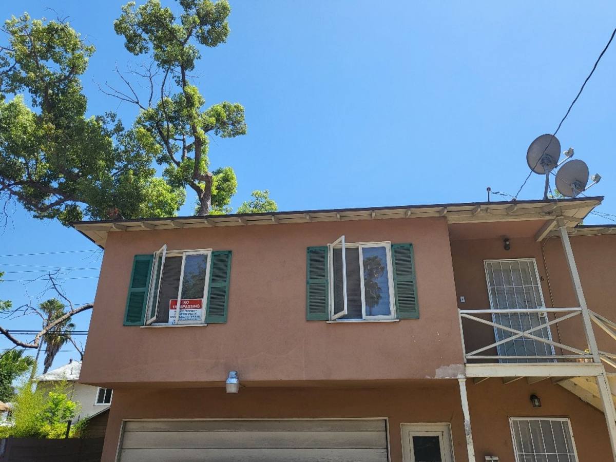 Apartment for rent at 120 S Craig Ave, Pasadena, CA 91107