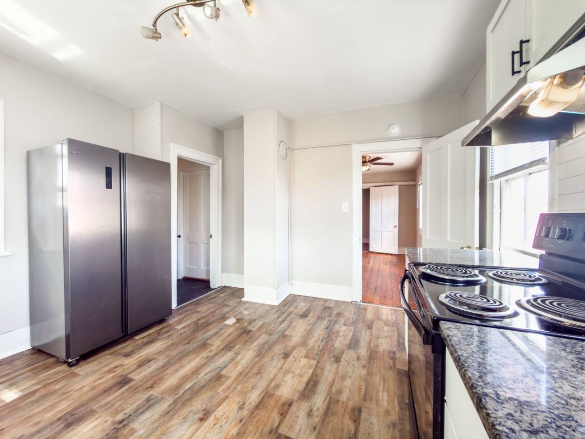 Townhouse for rent at 9 Allway St, Charleston, SC 29403