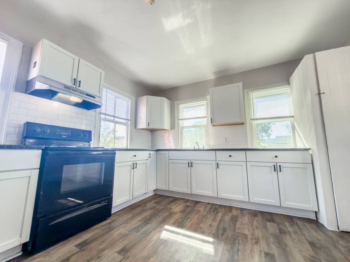 Townhouse for rent at 9 Allway St, Charleston, SC 29403