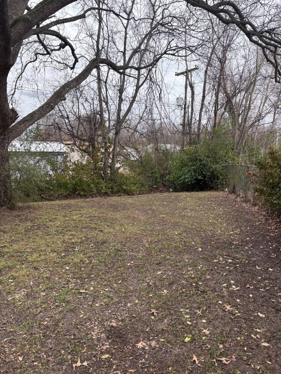 House for rent at 345 Washburn Dr, Memphis, TN 38109